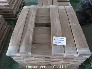 Πλάτος 125mm επίπεδος περικοπών ξύλινος καπλαμάς 0.02mm ξύλων καρυδιάς Juglans μαύρος ανοχή