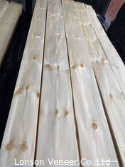 Το φυσικό ξύλινο επίπεδο καπλαμάδων cOem έκοψε τη με κόμπους υγρασία 250cm πεύκων 12% μήκος