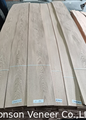 Πίνακα Crown Cut American Red Oak Veneer Πίνακα AA Δυνατότητα πάχους 0,5 mm