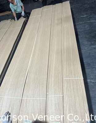 Λονσόν Λευκή βελανιδιά ξύλου φινίρισμα Crown Cut Panel βαθμός Α πάχος 2 mm
